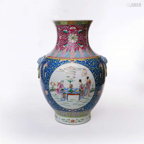 Figure flower ornaments with colorful windows in Qianlong period of Qing Dynasty