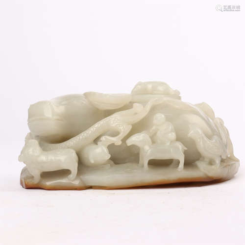 Hetian jade and white jade ornaments in early Qing Dynasty