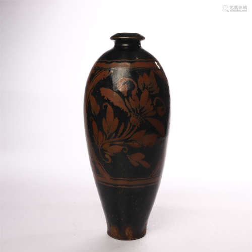 Black glazed plum vase with rust flower in Cizhou kiln of Song Dynasty