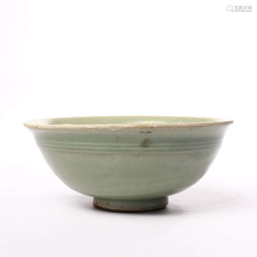 Longquan bowl of Song Dynasty