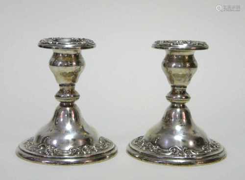 Zwei Tisch - Silberleuchter