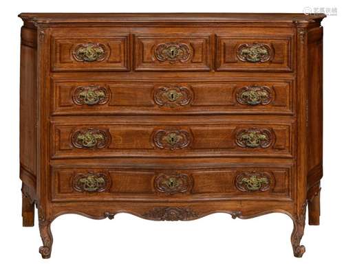 A finely sculpted oak provincial Rococo style comm…