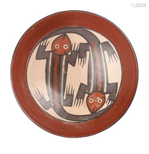 A Nazca bowl. Peru. Pottery, the interior decorate…