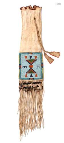 A Blackfoot pipe bag. Plains. Buckskin and coloure…