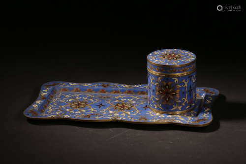 A SET OF CHINESE COPPER CLOISONNE ENAMEL FLORAL TRAY AND CADDY