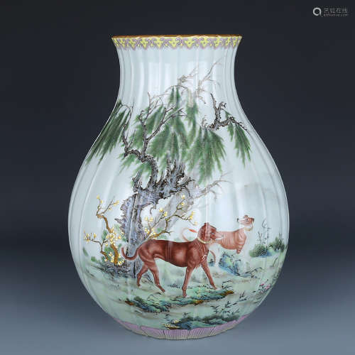 A CHINESE FAMILLE ROSE DOG PAINTED PORCELAIN MELON-SHAPED ZUN