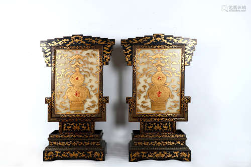A PAIR OF CHINESE WOOD GILD 