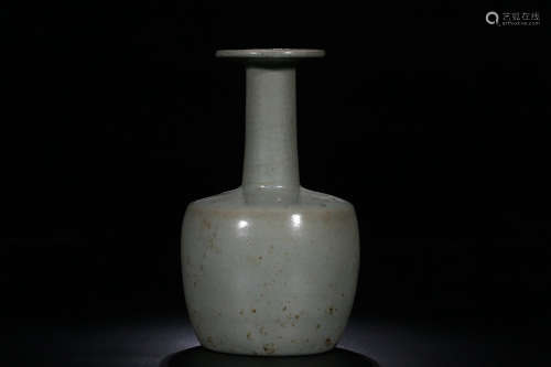 RU WARE CELADON GLAZED BOTTLE VASE