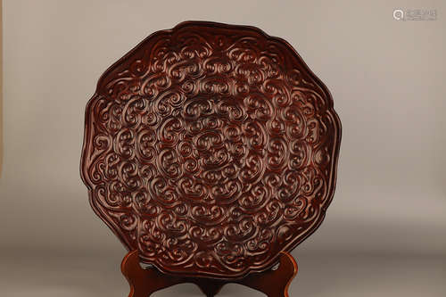 CINNABAR LACQUER CARVED 'RUYI FUNGUS' DISH