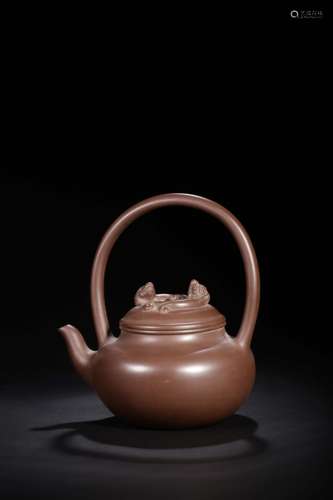 YIXING ZISHA 'MYTHICAL BEAST' TEAPOT WITH LIFTING HANDLE