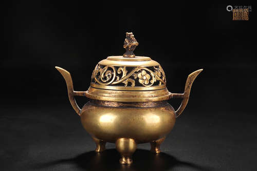 A CHINESE GILD COPPER THREE-LEGGED INCENSE BURNER