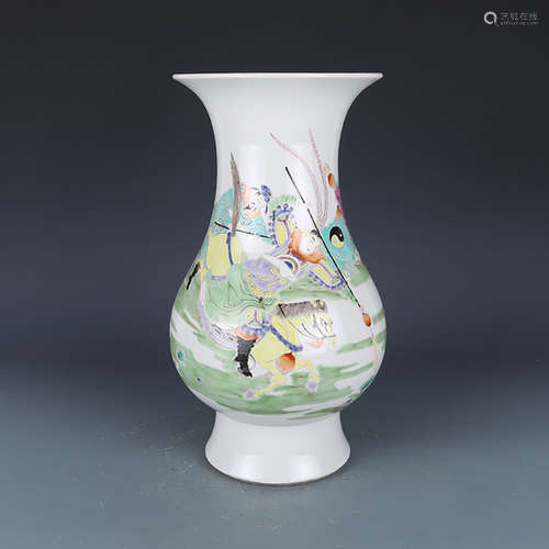 A CHINESE FAMILLE ROSE PORCELAIN ZUN