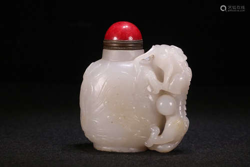 A CHINESE WHITE JADE DRAGON&PHOENIX PATTERN CARVED SNUFF BOTTLE