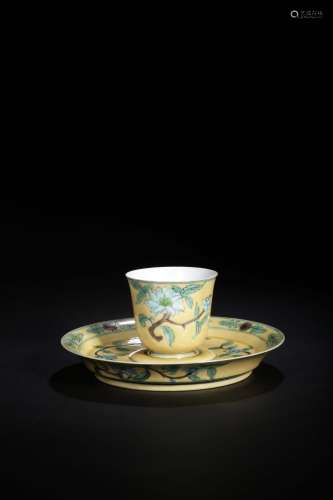 SANCAI YELLOW GROUND 'FLOWERS' TEA CUP SET