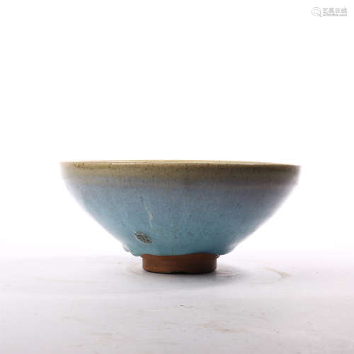 Jun kiln bowl of Jin Dynasty