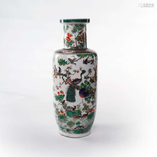 Pastel vase decorated with flowers and birds in the middle of Qing Dynasty