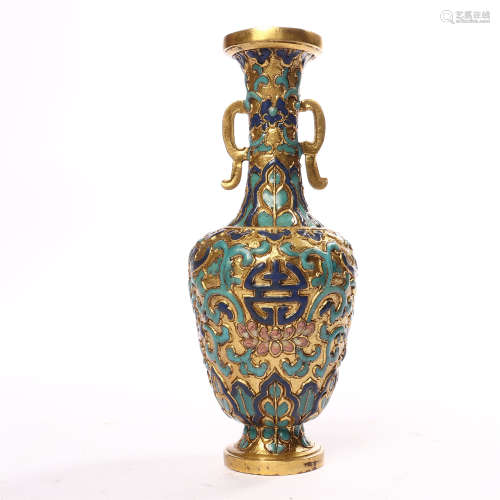 Enamel painted gold double eared bottle in the middle of Qing Dynasty