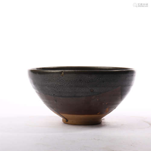 Oil **** chicken heart bowl in Yaozhou Kiln of Jin Dynasty