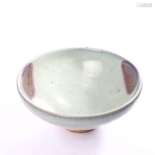 Purple spot bowl of Jun kiln in Jin Dynasty