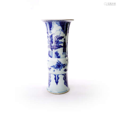 Blue and white figures and flowers in the middle of Qing Dynasty