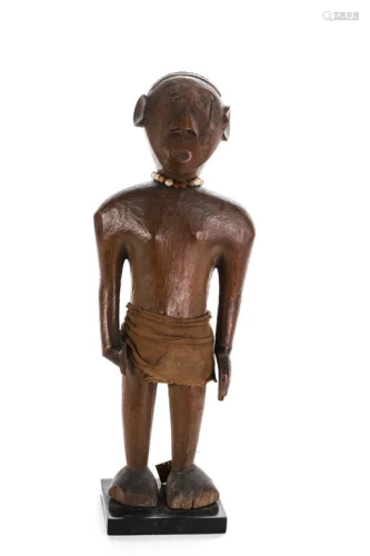 SOUTH AFRICAN HARDWOOD FIGURE OF STA…