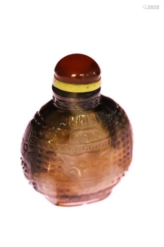 CHINESE BROWN & WHITE JADE SNUFF BOTTLE