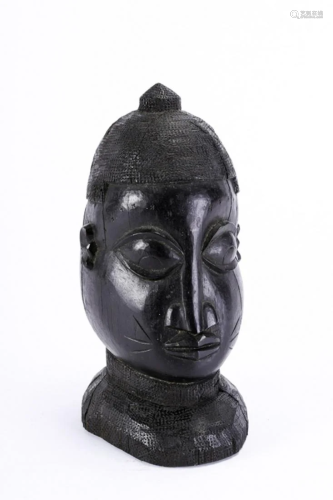 (Early 20th c) CARVED BUST of a BENIN CHIEFTAIN
