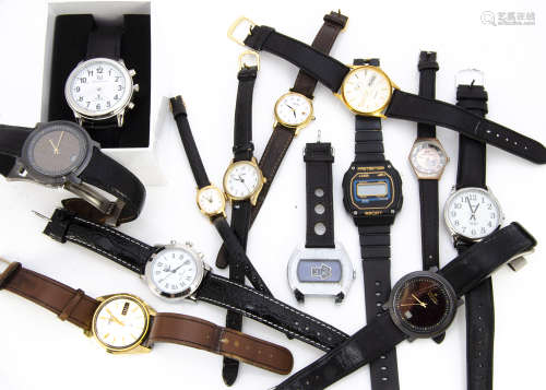 A group of watches, including a Seiko automatic in 36mm gilt case, appears to run, in later Seiko