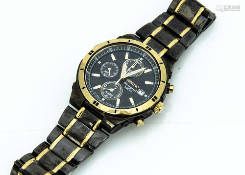 A modern Seiko Alarm Chronograph 100m gentleman's wristwatch, 39mm, ref. SNAA30, black ceramic