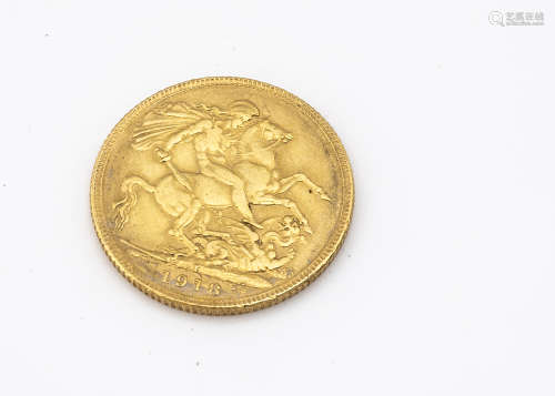 A George V full gold sovereign, dated 1918, with I mint mark for Bombay, VF