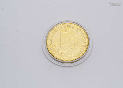 A modern Royal Mint 1 oz fine gold coin, dated 2015, proof like, unc, 31g approx
