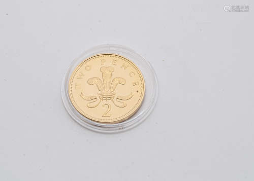 A modern Royal Mint gold two pence coin, dated 2008, proof like, unc, 14g approx