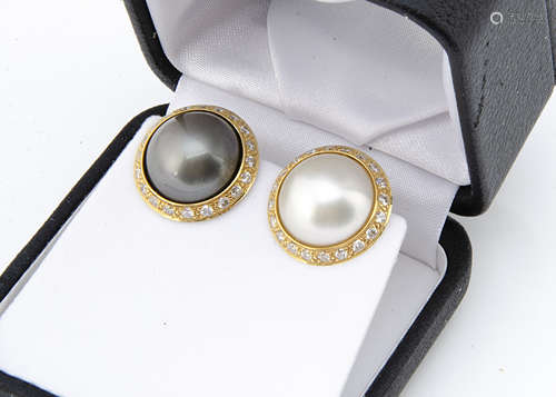 A pair of continental 18ct yellow gold mabe pearl and diamond set ear clips, in cream and black,