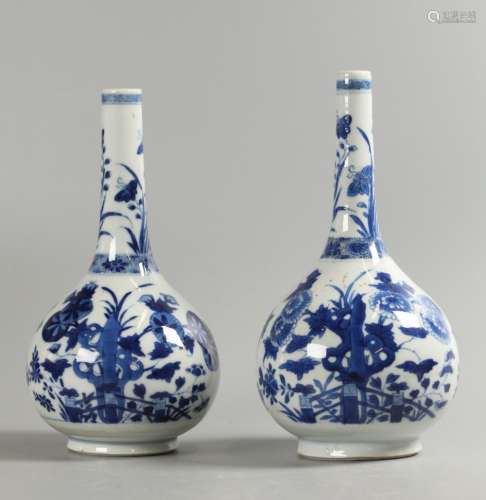 pair of Chinese blue & white porcelain vases, possibly 18th c.