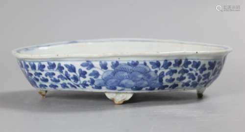 Chinese porcelain planter, possibly 19th c.
