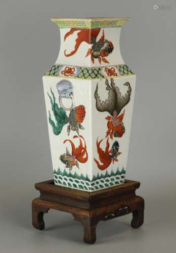 Chinese porcelain vase, possibly 19th c.