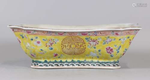 Chinese porcelain planter/bowl, possibly 19th c.