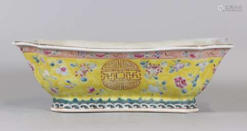 Chinese porcelain planter/bowl, possibly 19th c.