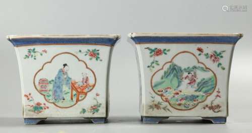 pair of Chinese porcelain planters, possibly 19th c.