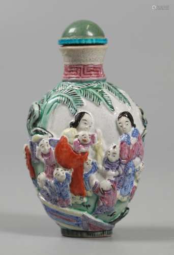 Chinese porcelain snuff bottle, possibly 19th c.