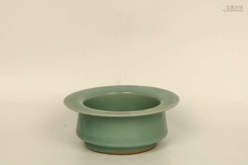 Celadon Glazed Porcelain Jardiniere