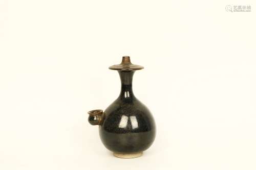 Black Glazed Porcelain Pot