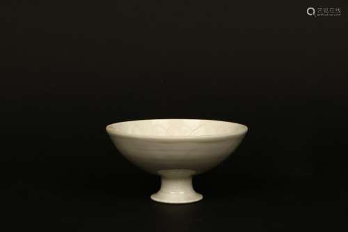 White Glazed Porcelain 