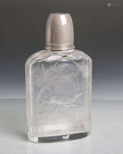 Kristallflasche bzw. Flachmann (19. Jahr***dert), klares Glas m. jagdlicher Gravur,