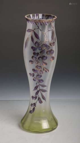 Blumenvase aus klarem Glas (Jugendstil, um 1900), die Oberfläche sattiniert und mit