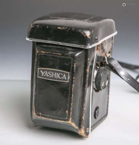 Yashica-Mittelformatkamera 