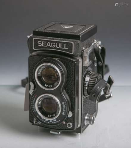 Seagull-Mittelformatkamera (Shanghai, China), Gehäuse-Nr. 4BI-901437, Objektiv Haiou Nr.
