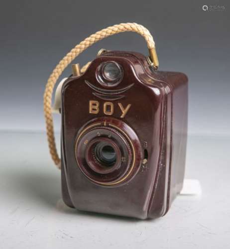 Zwei Bilora-Boy-Kameras (Deutschland, Baujahr 1950-52), in schwarz und braun, Bakelitbox,