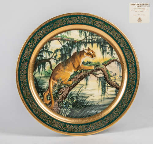 Collectible Art Gold Painted Porcelain Plate