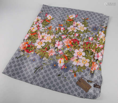 Decorative Flowers Scarf